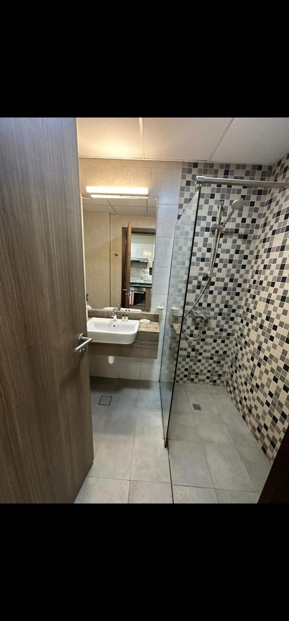 Cozy, Fully Furnished, Kitchen Equipped With Facilities Apartment Dubai