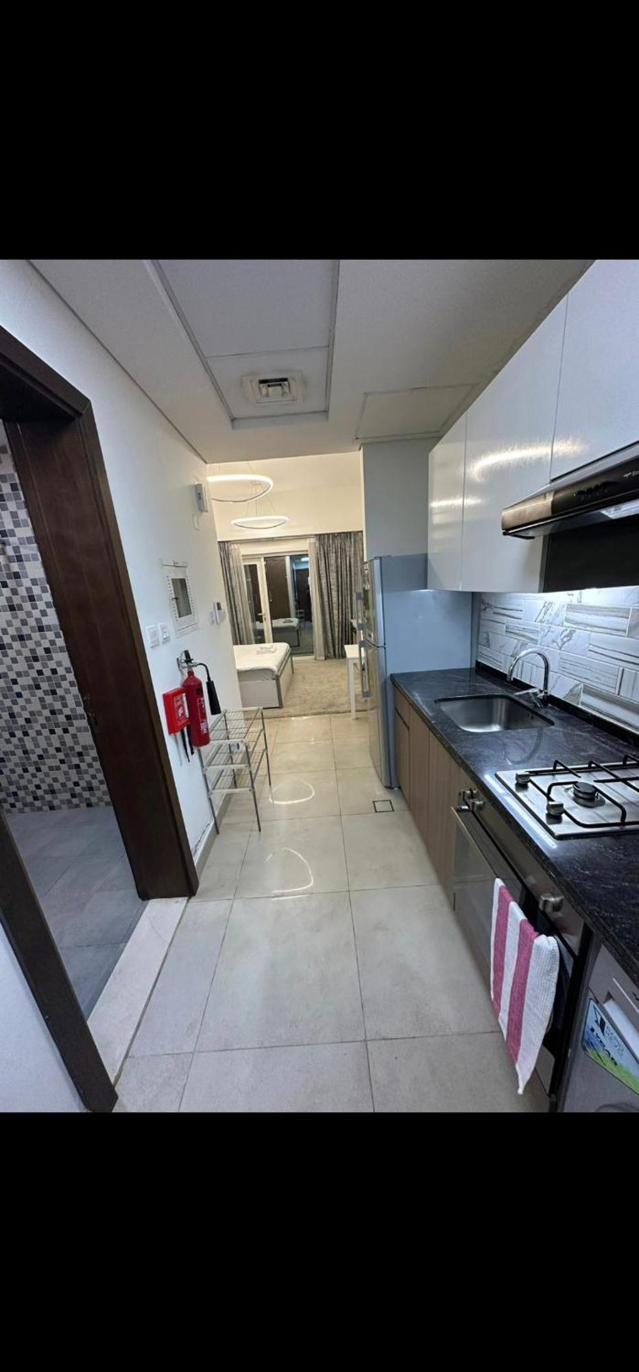 Apartment Cozy, Fully Furnished, Kitchen Equipped With Facilities *